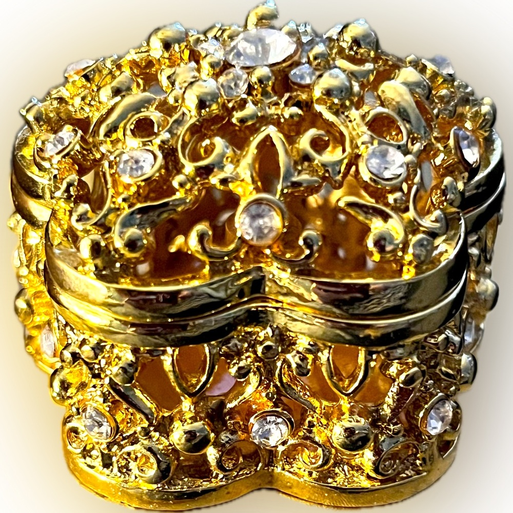 Decorative trinket box
